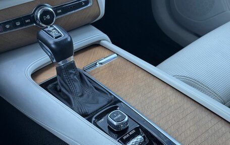 Volvo XC90 II рестайлинг, 2015 год, 2 670 000 рублей, 18 фотография