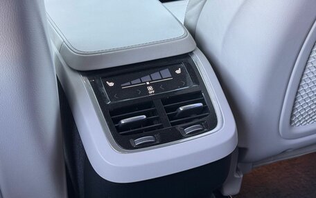 Volvo XC90 II рестайлинг, 2015 год, 2 670 000 рублей, 21 фотография