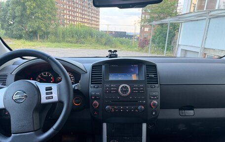 Nissan Pathfinder, 2011 год, 1 970 000 рублей, 6 фотография