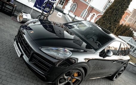 Porsche Cayenne III, 2018 год, 8 590 000 рублей, 2 фотография