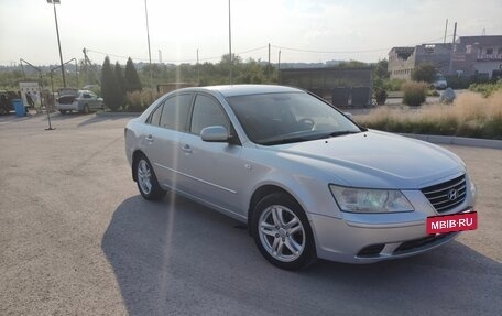 Hyundai Sonata VI, 2010 год, 700 000 рублей, 2 фотография