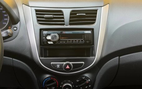 Hyundai Solaris II рестайлинг, 2014 год, 899 000 рублей, 11 фотография