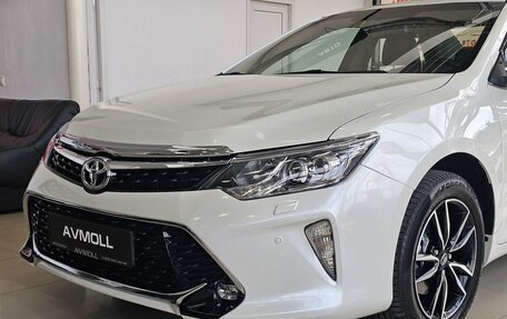 Toyota Camry, 2017 год, 2 279 000 рублей, 3 фотография