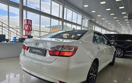 Toyota Camry, 2017 год, 2 279 000 рублей, 8 фотография