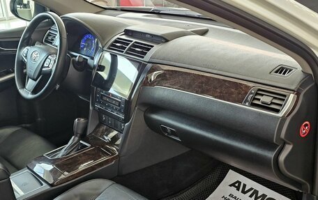Toyota Camry, 2017 год, 2 279 000 рублей, 20 фотография