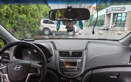 Hyundai Solaris II рестайлинг, 2016 год, 1 199 000 рублей, 10 фотография