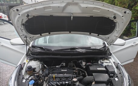 Hyundai Solaris II рестайлинг, 2016 год, 1 199 000 рублей, 12 фотография
