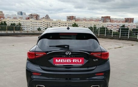Infiniti Q30, 2016 год, 1 840 000 рублей, 9 фотография