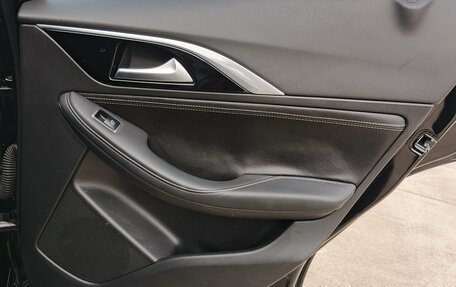 Infiniti Q30, 2016 год, 1 840 000 рублей, 22 фотография
