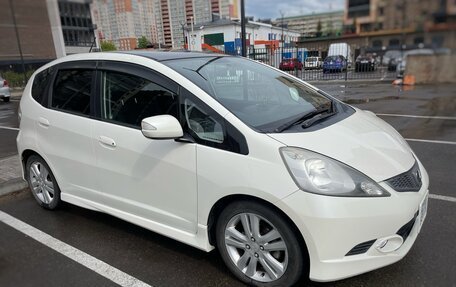 Honda Fit III, 2008 год, 850 000 рублей, 2 фотография