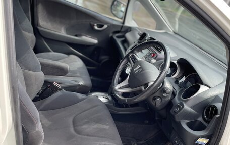 Honda Fit III, 2008 год, 850 000 рублей, 15 фотография
