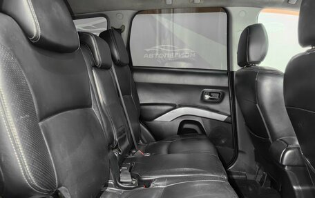 Mitsubishi Outlander III рестайлинг 3, 2008 год, 800 000 рублей, 17 фотография