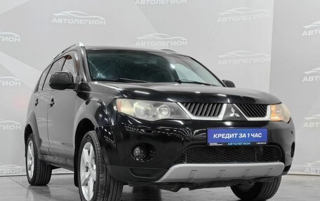 Mitsubishi Outlander III рестайлинг 3, 2008 год, 800 000 рублей, 24 фотография