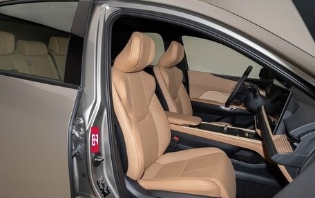 Lexus ES, 2026 год, 6 700 000 рублей, 22 фотография
