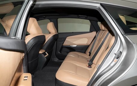Lexus ES, 2026 год, 6 700 000 рублей, 26 фотография