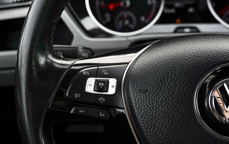 Volkswagen Touran III, 2019 год, 1 900 000 рублей, 16 фотография