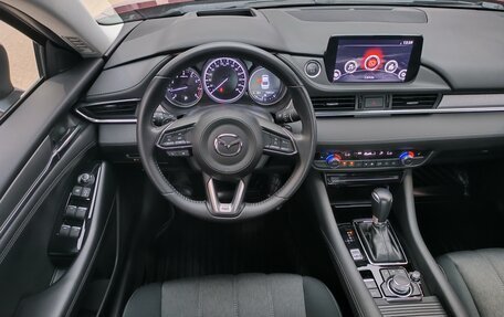 Mazda 6, 2019 год, 2 350 000 рублей, 3 фотография