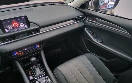 Mazda 6, 2019 год, 2 350 000 рублей, 14 фотография
