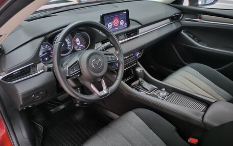 Mazda 6, 2019 год, 2 350 000 рублей, 25 фотография
