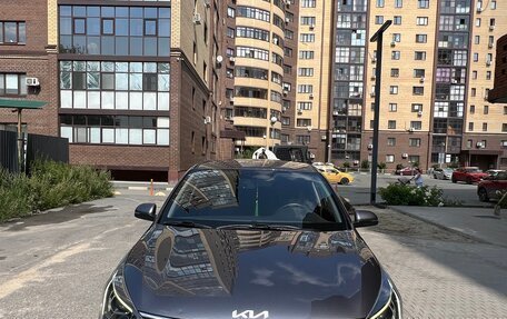 KIA Rio IV, 2021 год, 1 650 000 рублей, 2 фотография