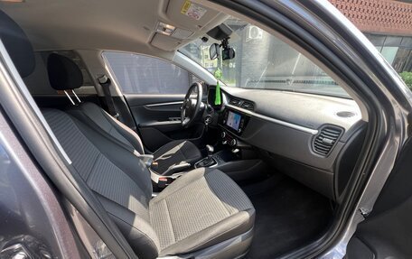 KIA Rio IV, 2021 год, 1 650 000 рублей, 15 фотография