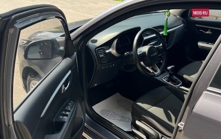 KIA Rio IV, 2021 год, 1 650 000 рублей, 14 фотография