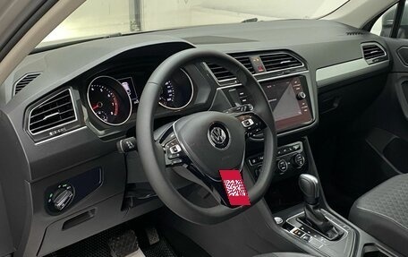 Volkswagen Tiguan II, 2020 год, 2 649 000 рублей, 24 фотография