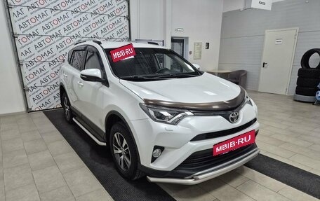 Toyota RAV4, 2018 год, 2 196 000 рублей, 3 фотография