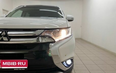 Mitsubishi Outlander III рестайлинг 3, 2015 год, 1 625 000 рублей, 11 фотография
