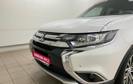 Mitsubishi Outlander III рестайлинг 3, 2015 год, 1 625 000 рублей, 9 фотография