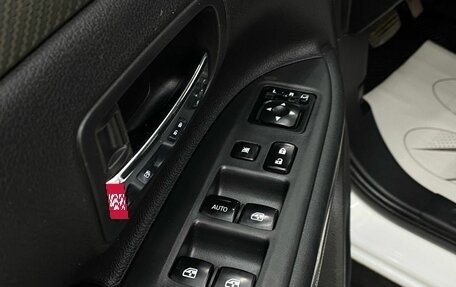 Mitsubishi Outlander III рестайлинг 3, 2015 год, 1 625 000 рублей, 27 фотография