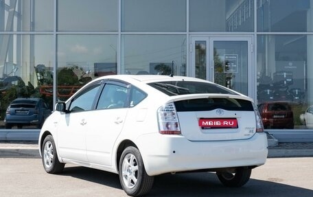 Toyota Prius, 2008 год, 797 000 рублей, 2 фотография