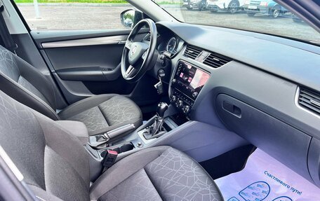 Skoda Octavia, 2019 год, 1 695 000 рублей, 14 фотография