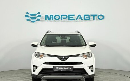 Toyota RAV4, 2018 год, 2 200 000 рублей, 2 фотография