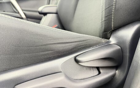 Toyota RAV4, 2018 год, 2 200 000 рублей, 11 фотография