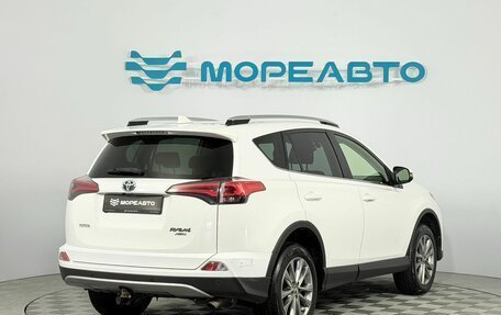 Toyota RAV4, 2018 год, 2 200 000 рублей, 5 фотография