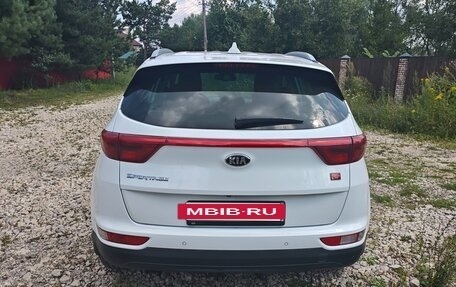 KIA Sportage IV рестайлинг, 2018 год, 2 000 000 рублей, 3 фотография
