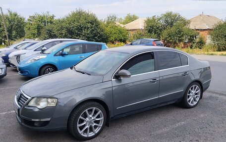 Volkswagen Passat B6, 2008 год, 750 000 рублей, 2 фотография