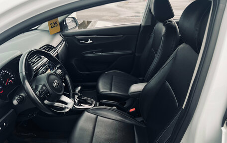 KIA Rio IV, 2018 год, 1 330 000 рублей, 14 фотография
