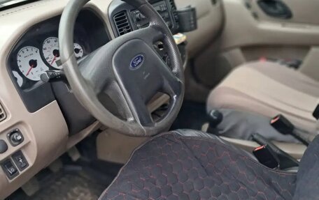 Ford Escape II, 2001 год, 330 000 рублей, 6 фотография