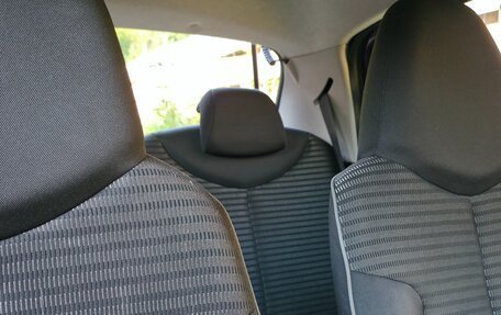 Peugeot 107 I рестайлинг, 2014 год, 520 000 рублей, 3 фотография
