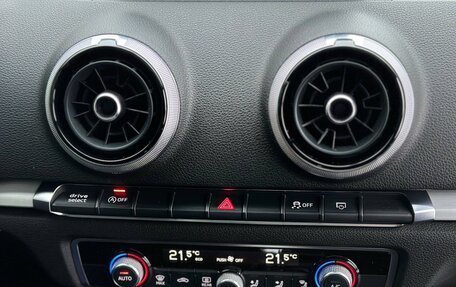 Audi A3, 2018 год, 2 300 000 рублей, 16 фотография
