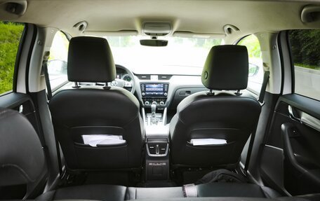 Skoda Octavia, 2017 год, 1 700 000 рублей, 11 фотография