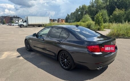 BMW 5 серия, 2011 год, 1 900 000 рублей, 2 фотография