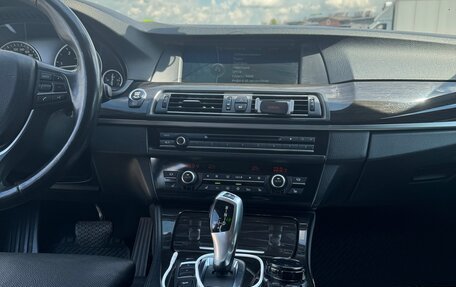 BMW 5 серия, 2011 год, 1 900 000 рублей, 11 фотография