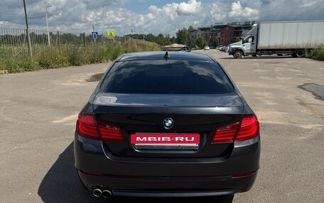 BMW 5 серия, 2011 год, 1 900 000 рублей, 4 фотография