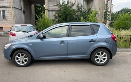 KIA cee'd I рестайлинг, 2008 год, 390 000 рублей, 2 фотография