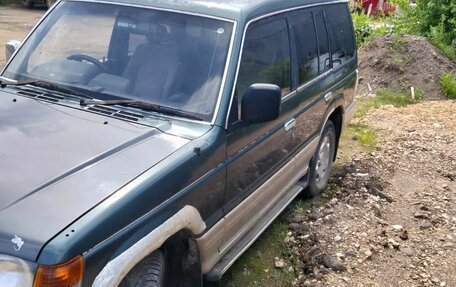 Mitsubishi Pajero III рестайлинг, 1992 год, 100 000 рублей, 1 фотография