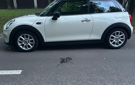 MINI Hatch, 2016 год, 2 300 000 рублей, 3 фотография