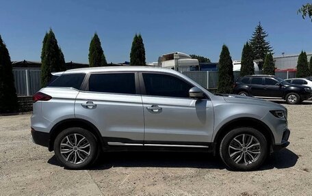 Geely Atlas, 2022 год, 1 680 000 рублей, 4 фотография